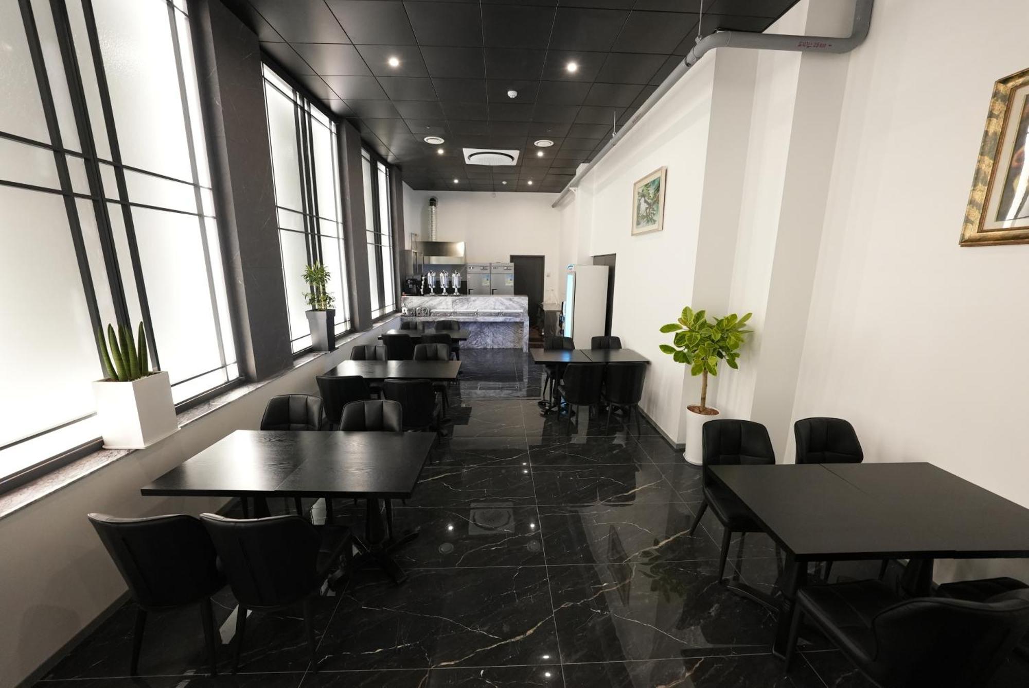 Amare Hotel Jongno Сеул Екстериор снимка