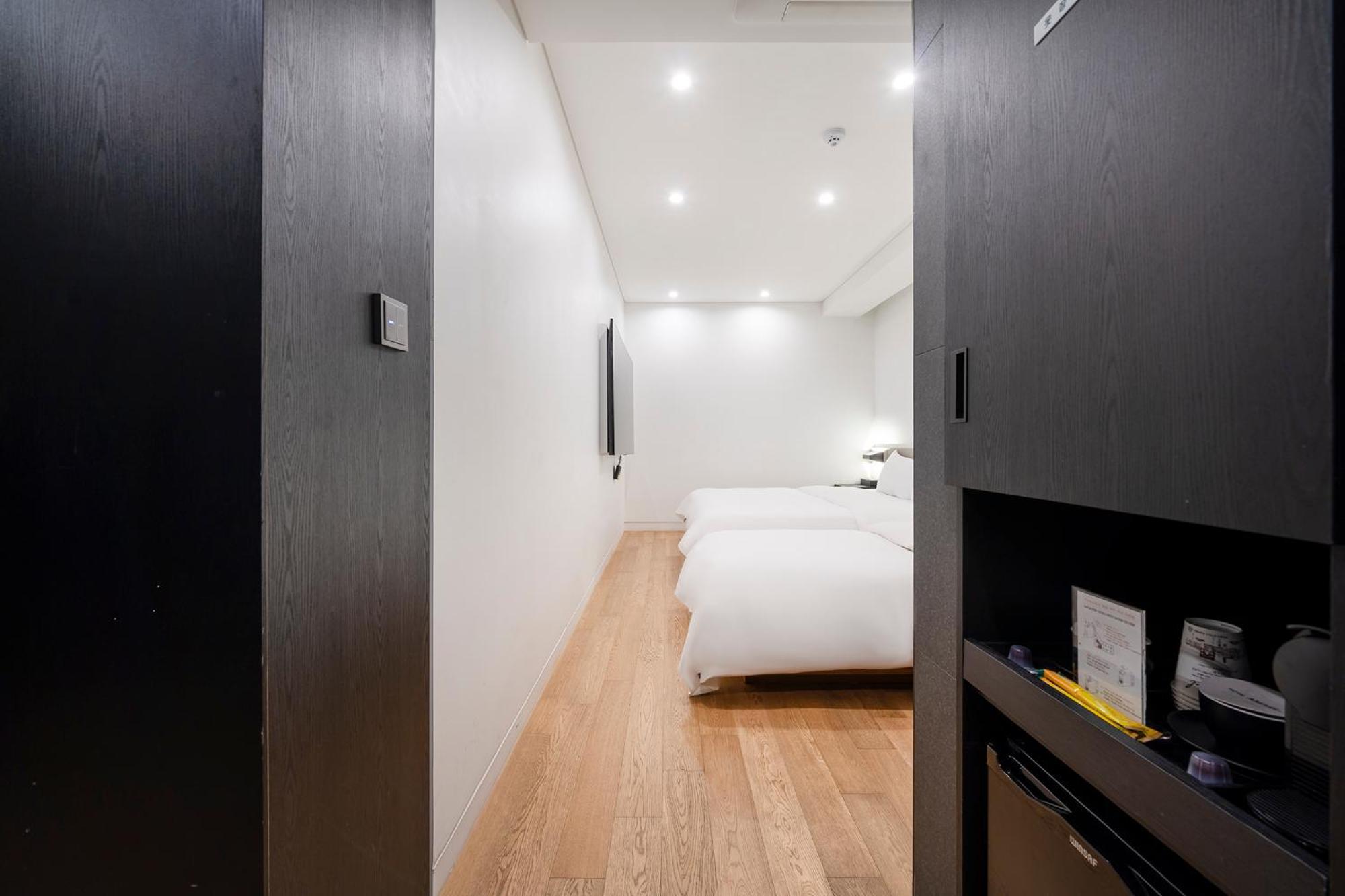 Amare Hotel Jongno Сеул Екстериор снимка
