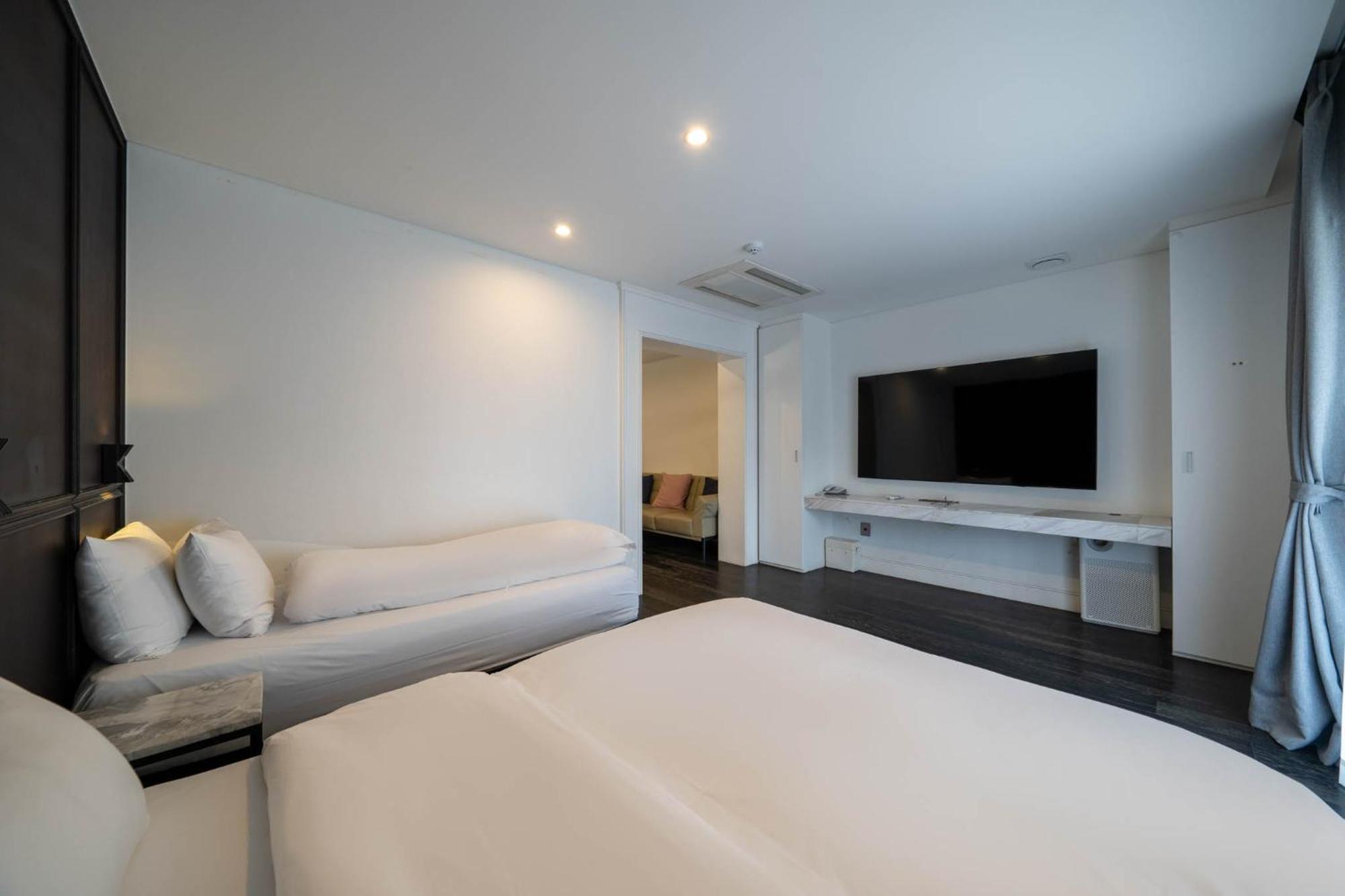 Amare Hotel Jongno Сеул Екстериор снимка