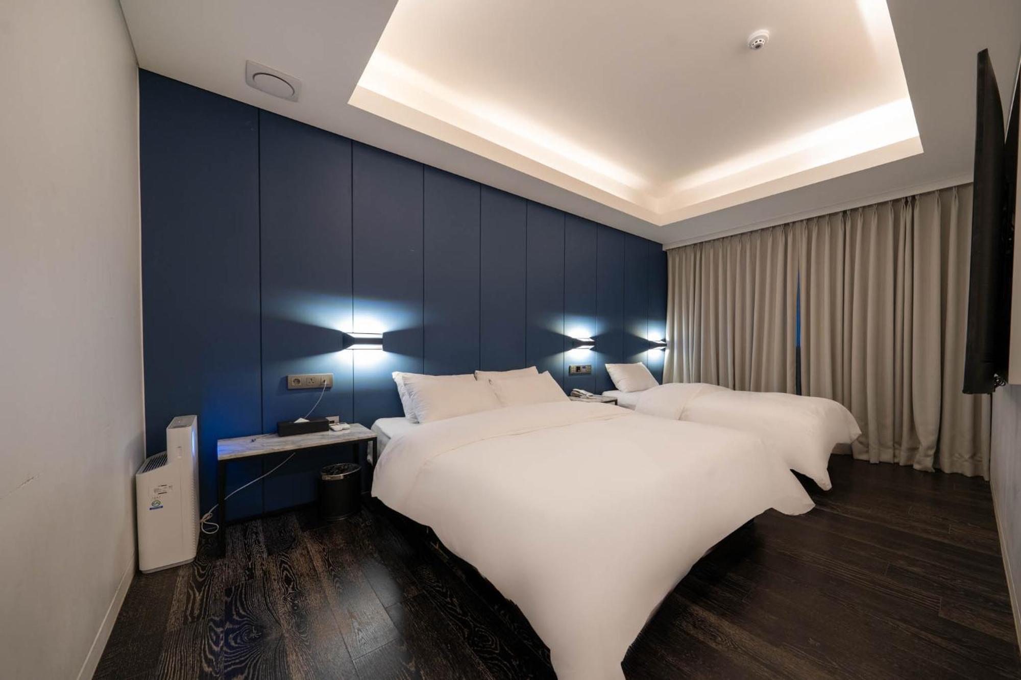 Amare Hotel Jongno Сеул Екстериор снимка